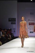 Model walk the ramp for Bhanuni by Jyoti Sharma Show at Wills Lifestyle India Fashion Week 2012 day 3 on 8th Oct 2012 (10).JPG